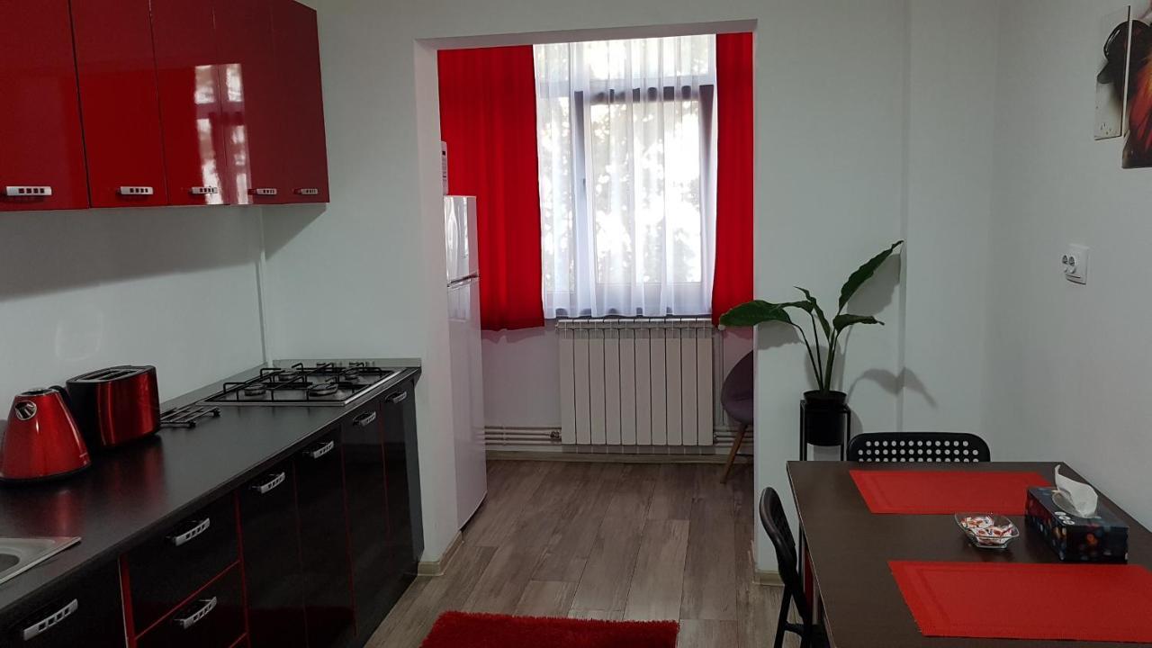 Mary Apartment Galaţi Buitenkant foto