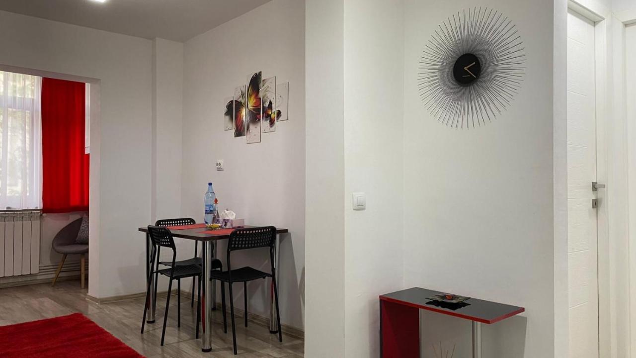 Mary Apartment Galaţi Buitenkant foto